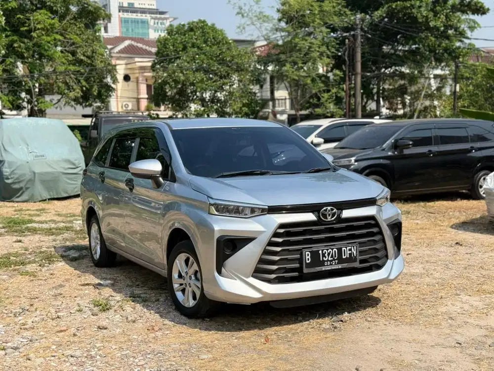 (Cash) Avanza 1.3 E MT 2022 Silver Metalik Pajak3/27 Km67rb Record