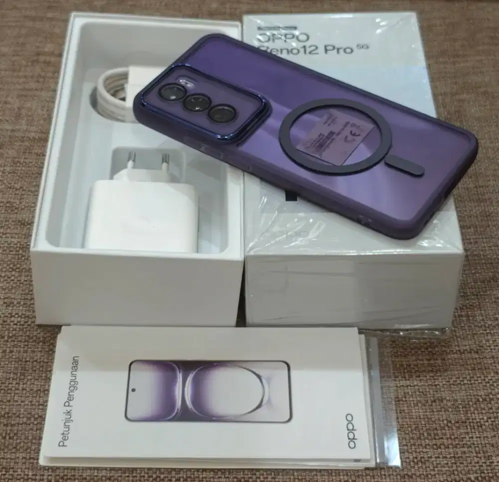 Oppo Reno 12 5g Pro12/512gb
Mulusss