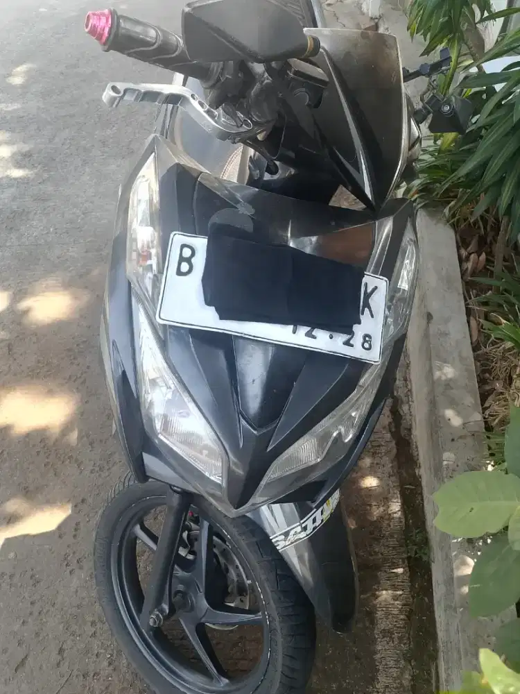 Honda vario 125 KZR thn 2012