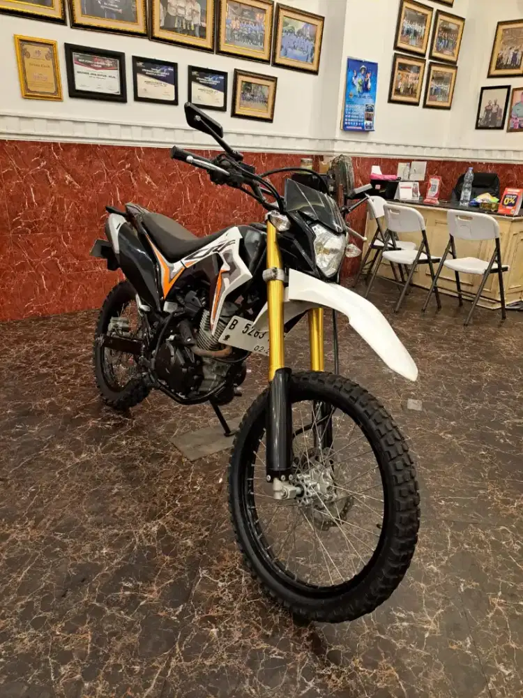HUB.KIKI HONDA CRF 150L TH 2023 MOTOR RAWATAN MESIN HALUS BISA KREDIT