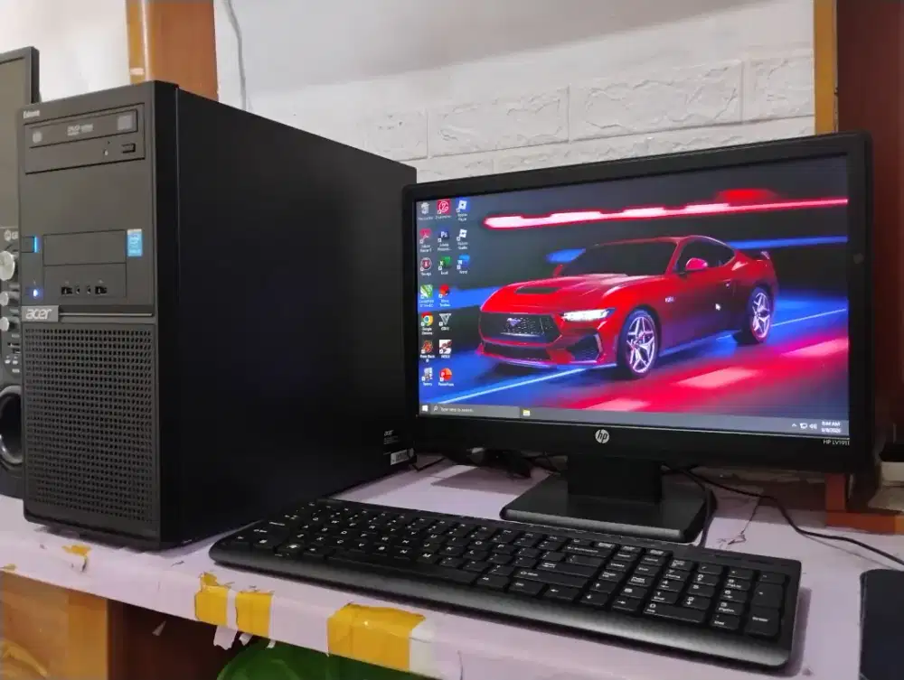 Pc gaming roblox / intel gen4 + ram 8gb + monitor 19inch HP / acer