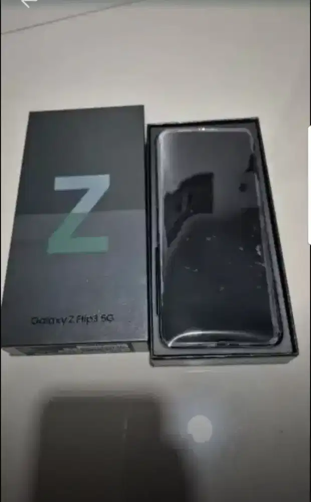 Samsung Z Flip 3 5G Bekas
