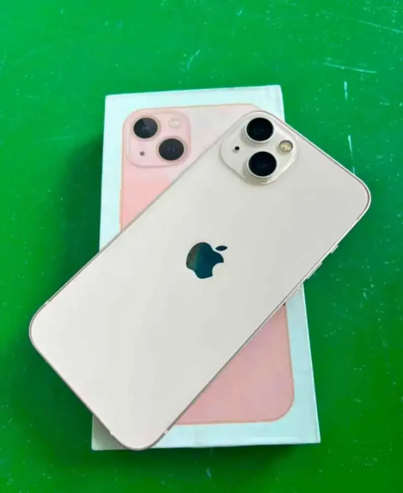 iPhone 13 warna pink bekas