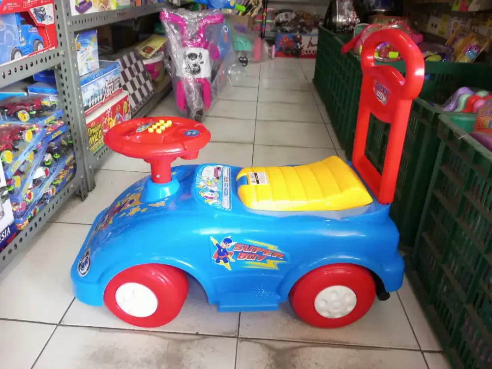Mainan Anak Mobil Naik musik