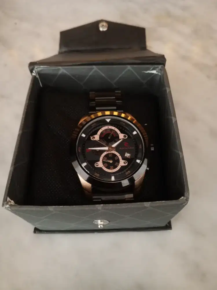 Jam tangan Rip Curl pria
