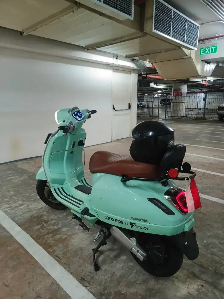 Di jual motor listrik smoot zuzu 2024 surat lengkap