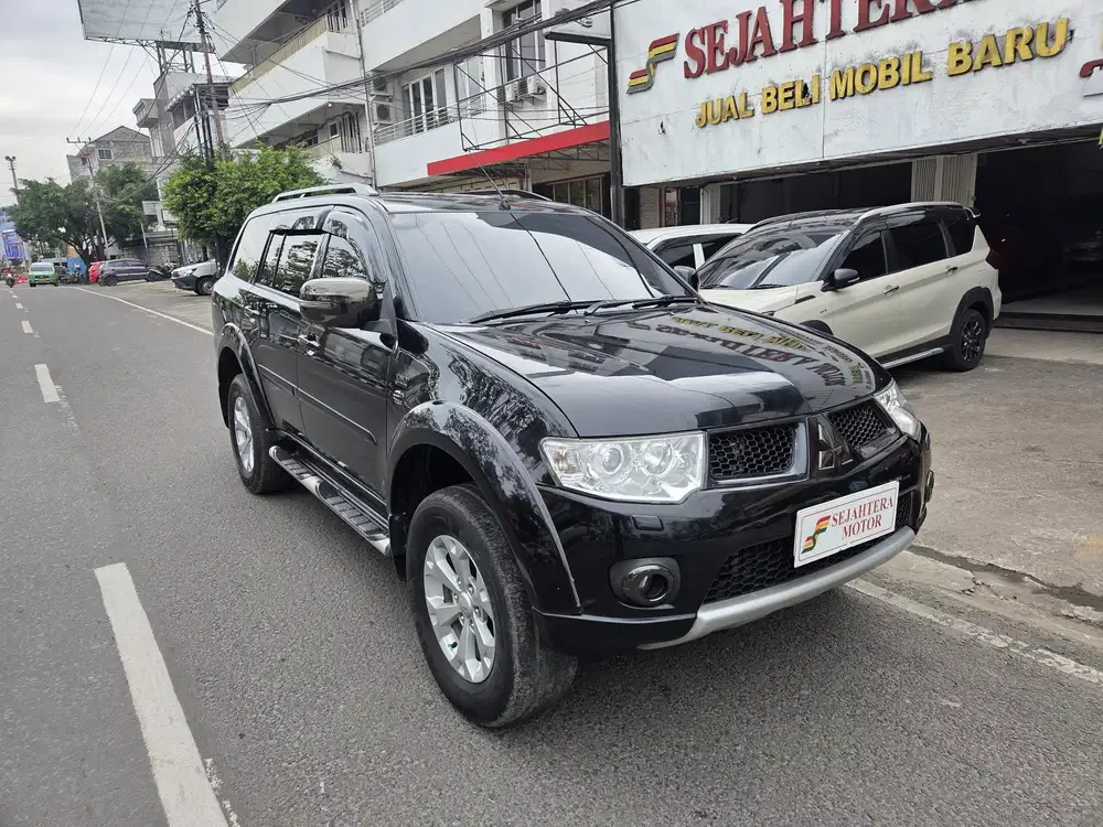 Mitsubishi Pajero Sport Dakar 4x2 2.4 AT 2012/2013 BG Kota