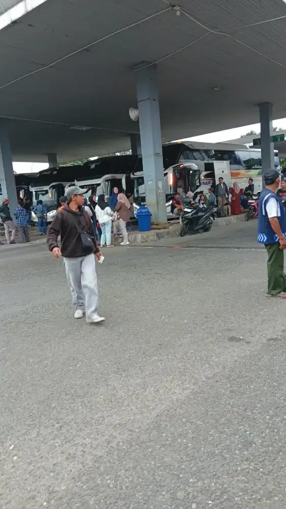 Cari pekerjaan art atau momong pulang pergi