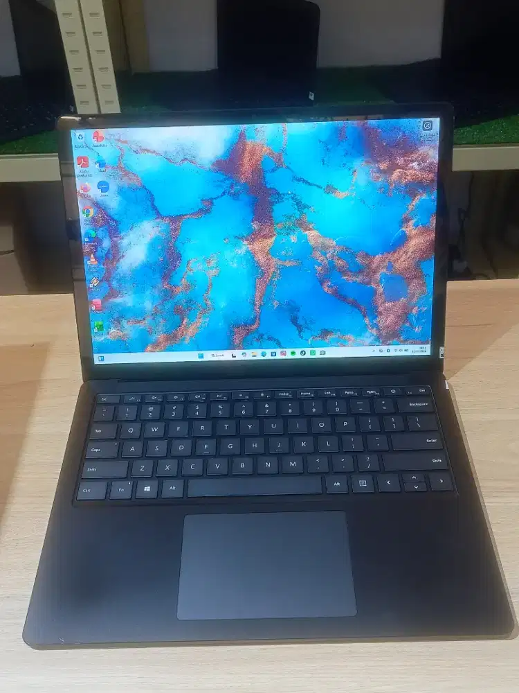 Microsoft surface 4 11th intel core i7-1185G7 ram 16gb ssd 512gb