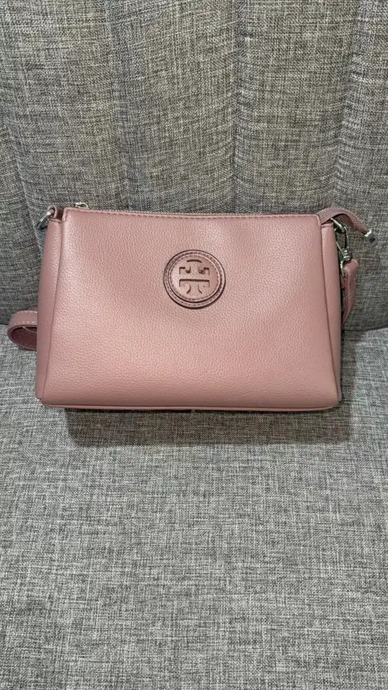 Tas bekas masih cantik