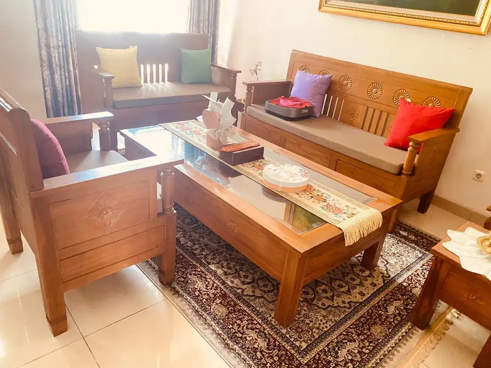1 set meja & kursi tamu jati