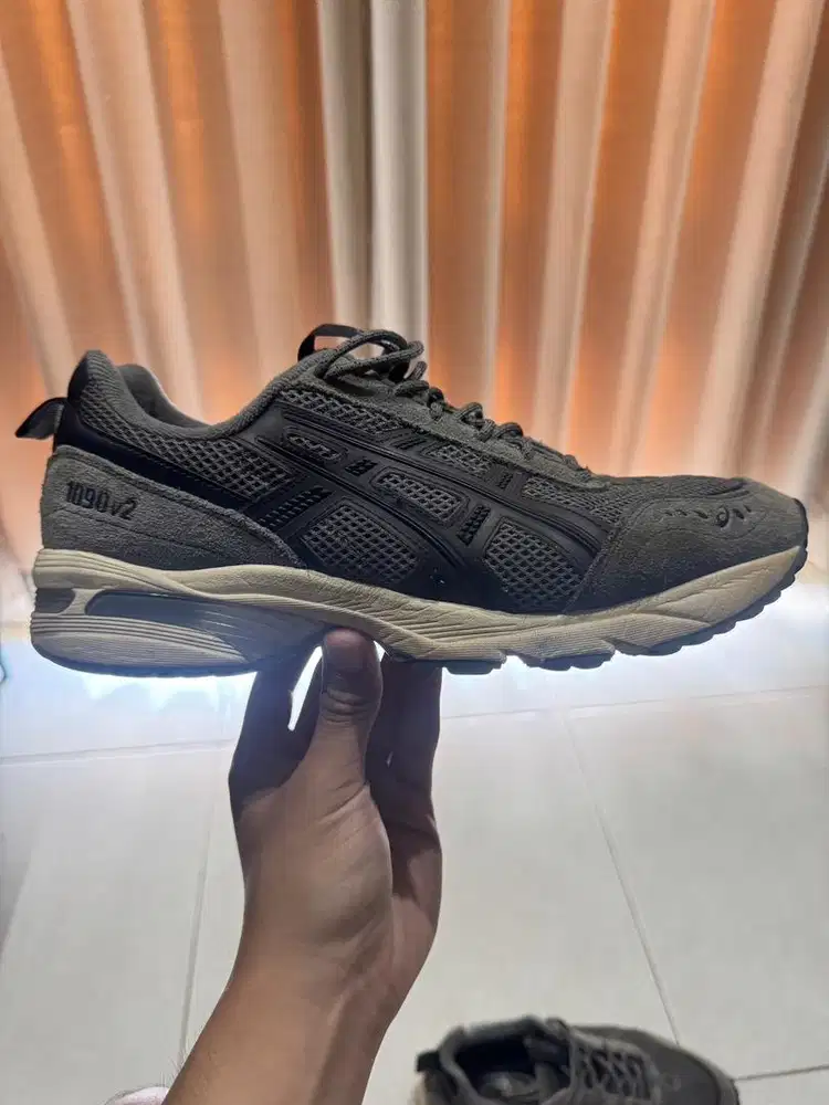 Sepatu ASICS original