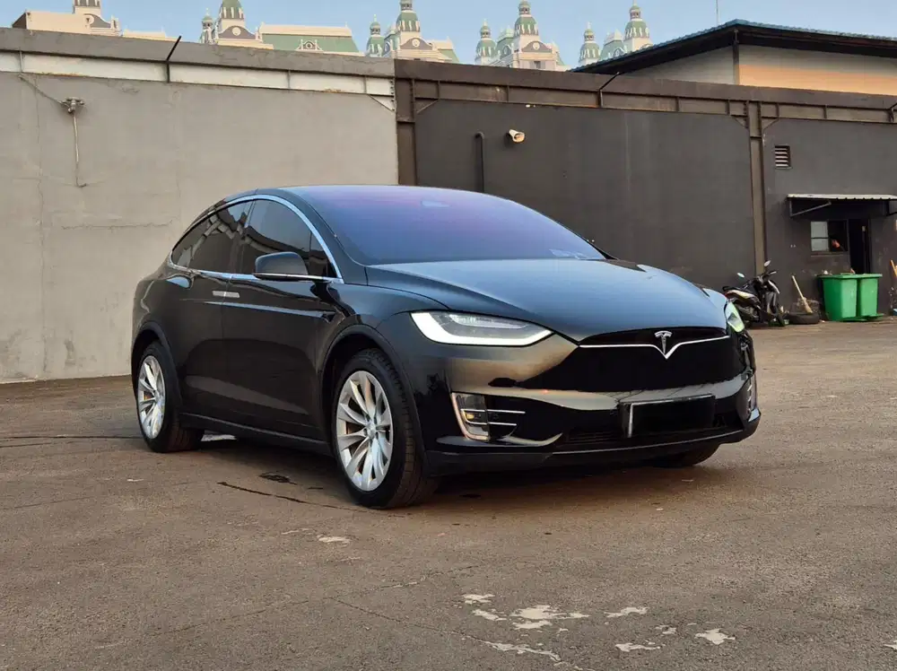 Tesla Model X 2018 low km record