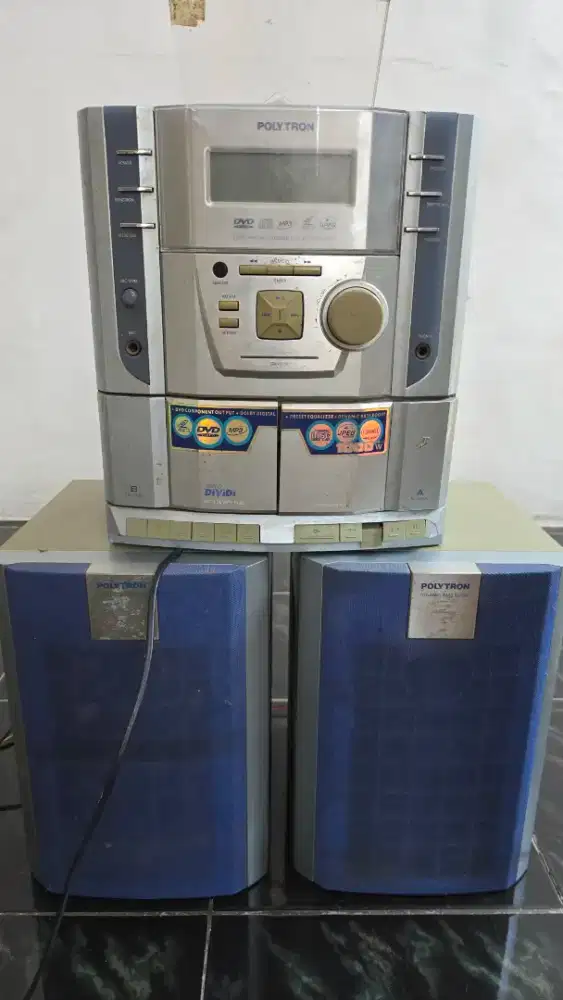 Tipe POLYTRON model lama