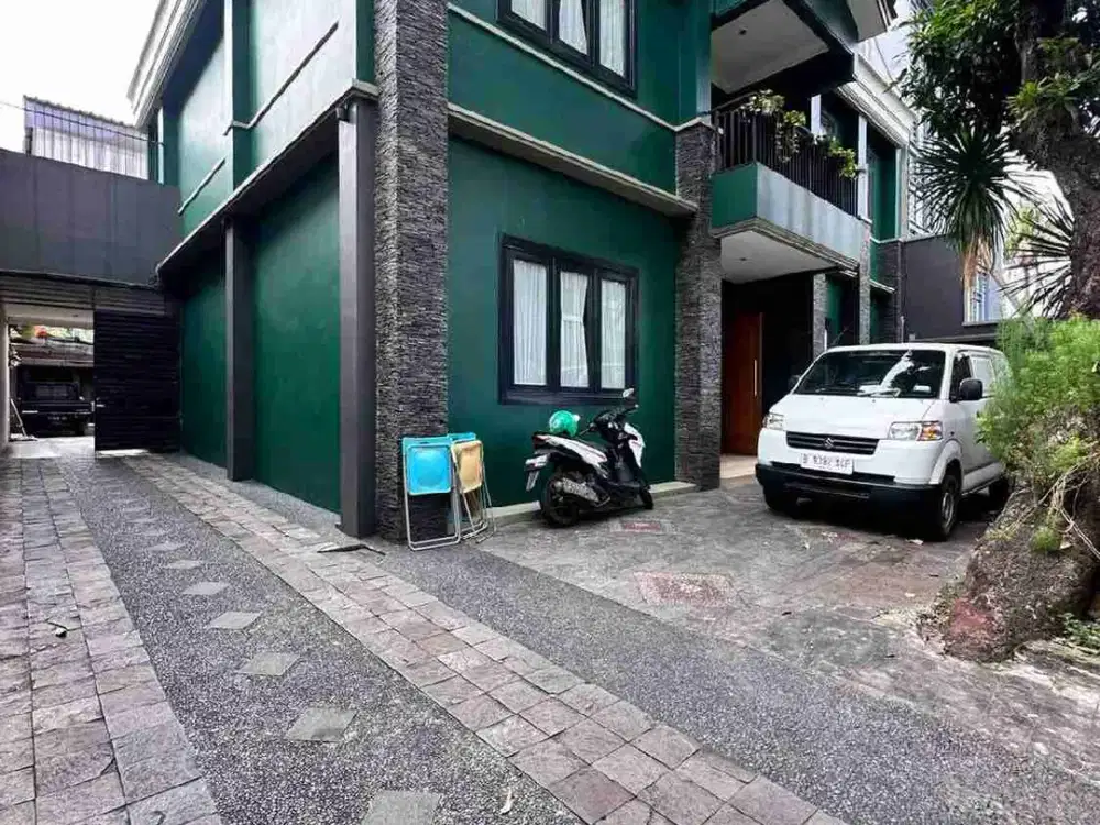 Dijual rumah mewah di Cilandak Jakarta Selatan