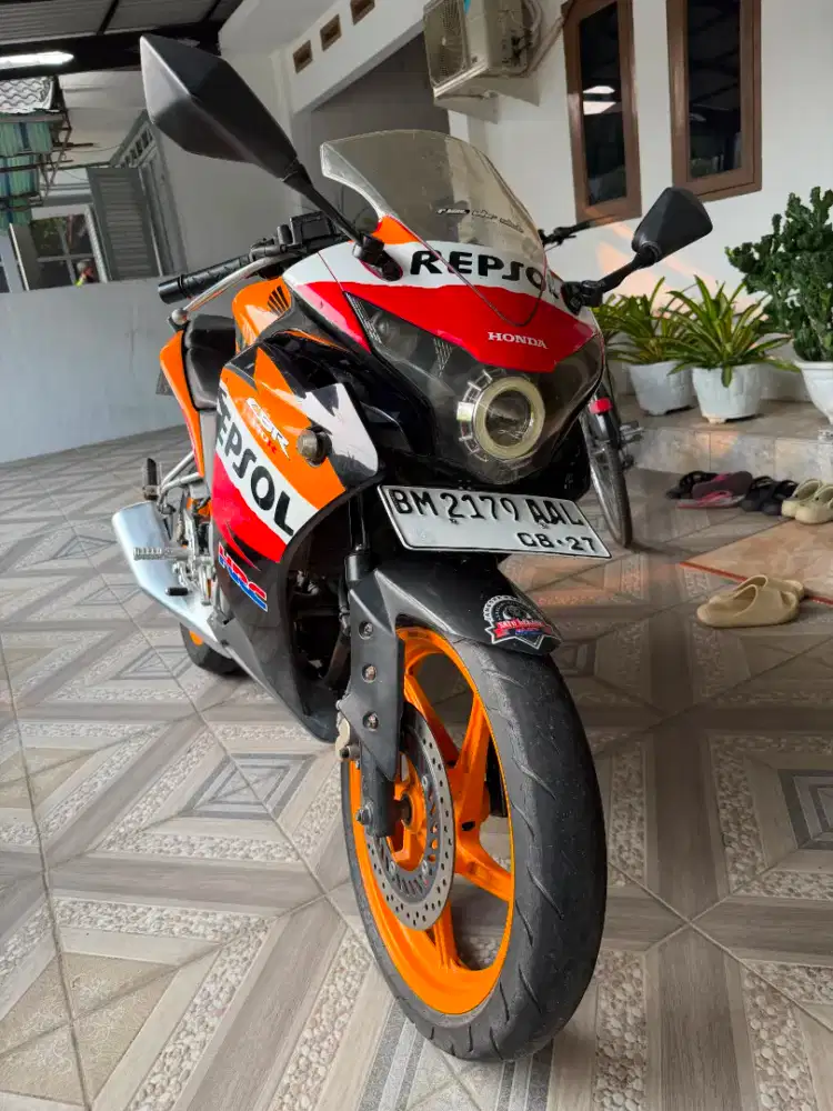 Honda CBR 150cc tahun 2012