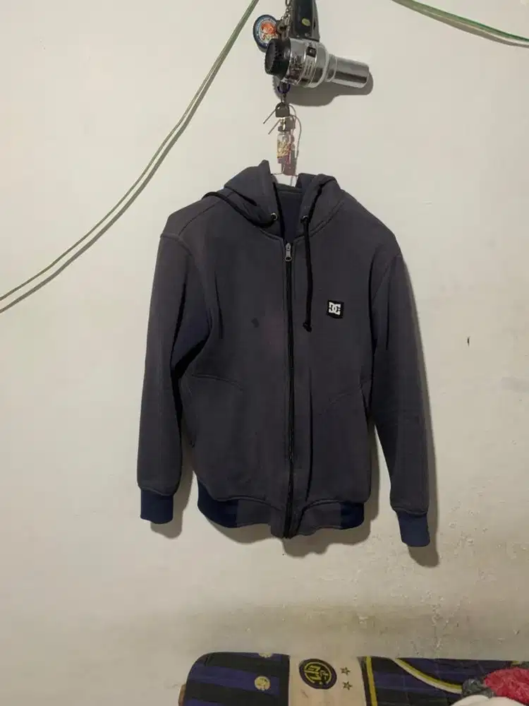 Jaket DC ori ukuran L masih bagus