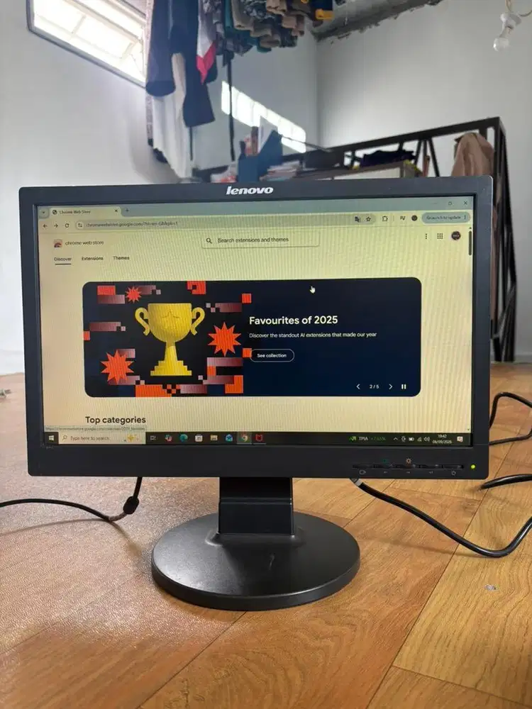 Monitor komputer / Monitor PC 19 inch / Monitor Lcd Lenovo 19inc