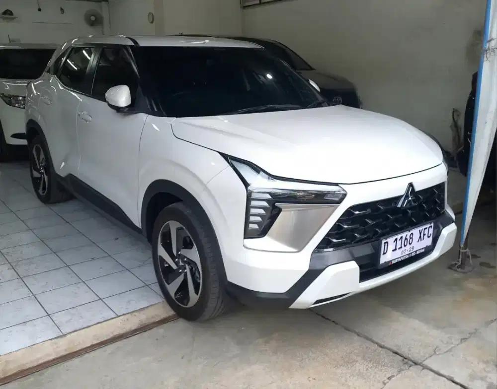 XFORCE ULTIMATE SENSE 1.5 AT 2024 LowKM 12rb RECORD MITSUBISHI BANDUNG