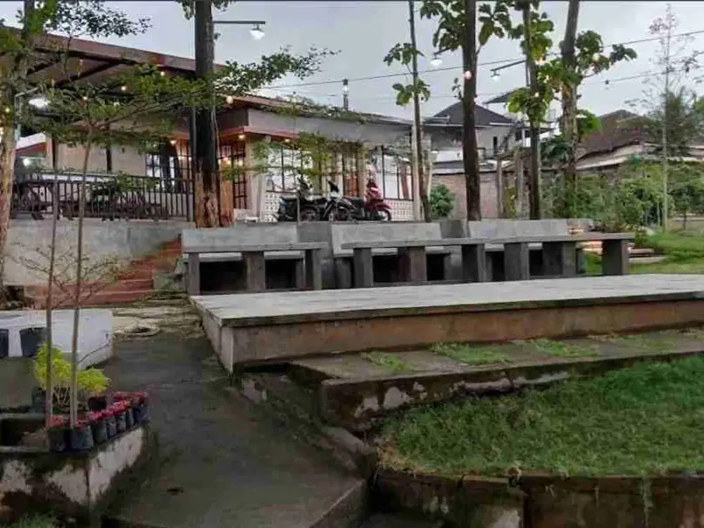 Ruang Usaha Ex Cafe Dekat Kampus dan Kos di Salatiga