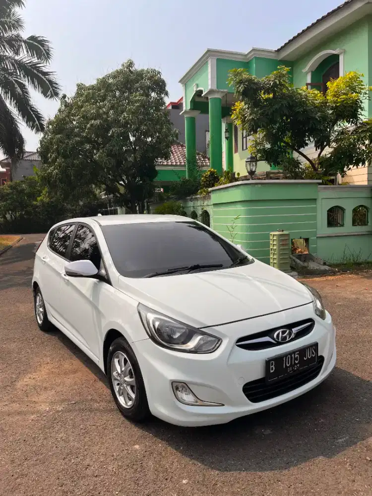 Hyundai Grand Avega 1.4 GL AT 2011 KM Low