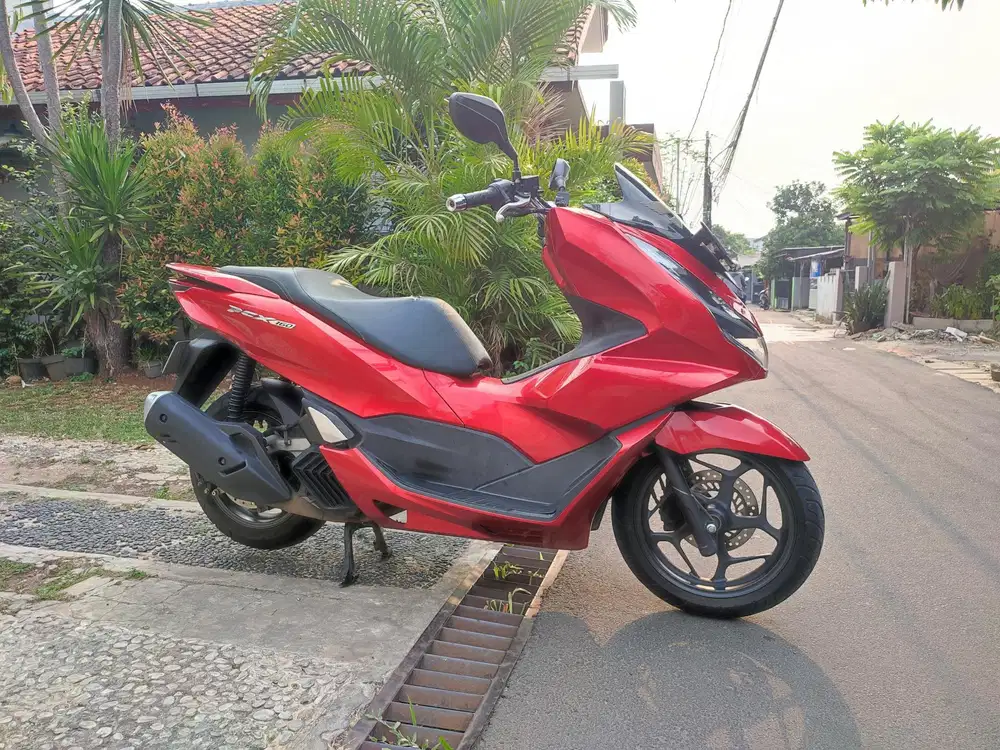 HONDA PCX 160 CBS TAHUN 2023 KM 14RB