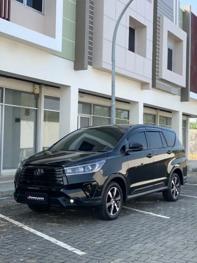 Toyota Innova Venturer 2.4 Diesel AT Tahun 2021