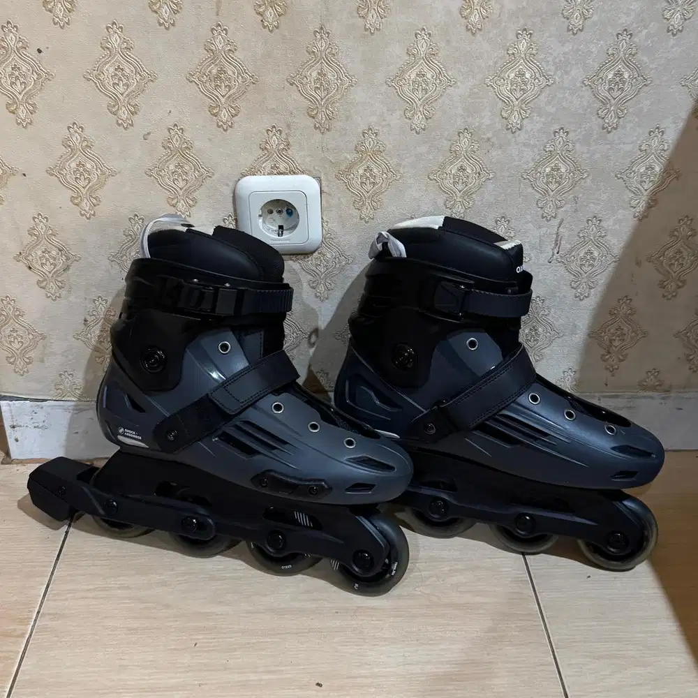 Sepatu Roda Inline Skate Merk Oxelo