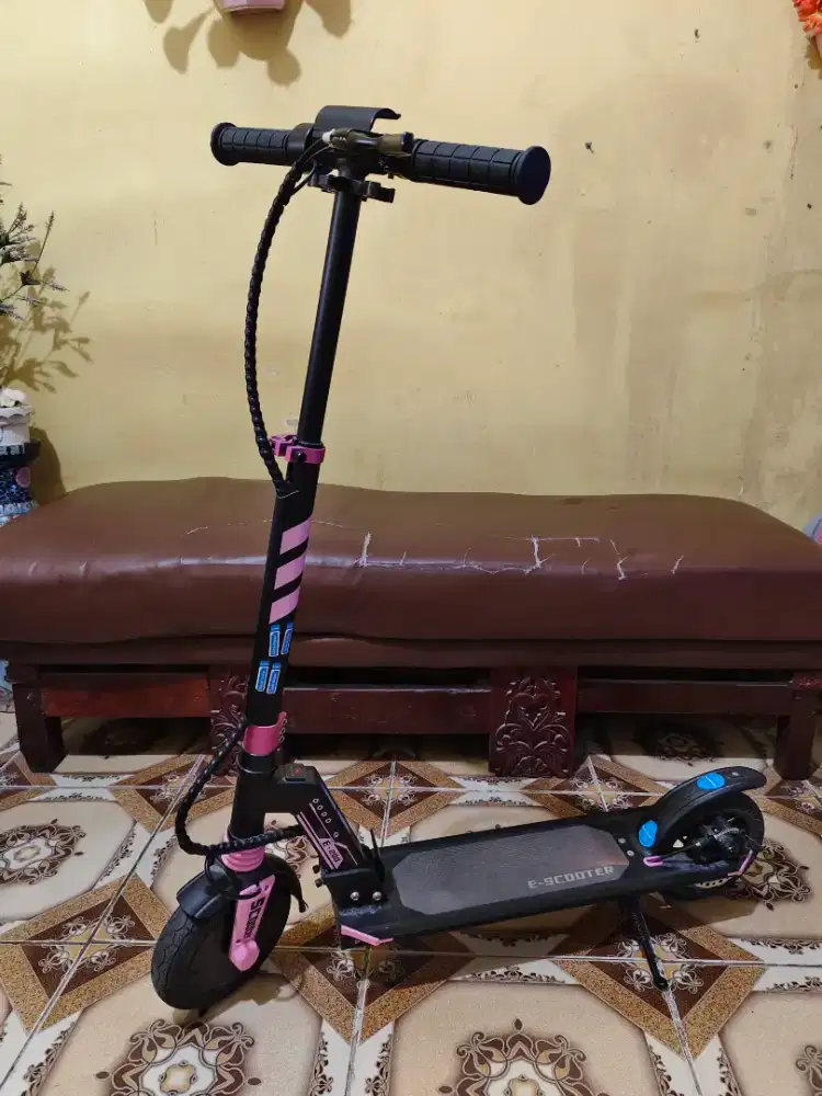 Scooter / Skuter listrik Pemakaian Halus