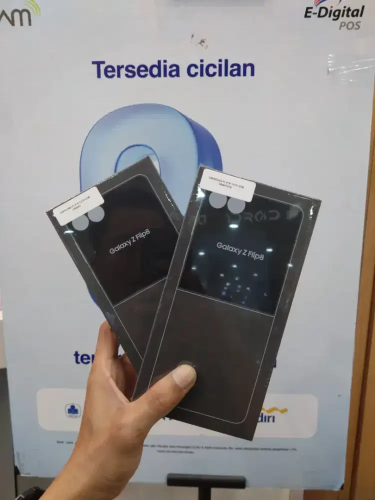 SAMSUNG ZFLIP 8 12/512 GB