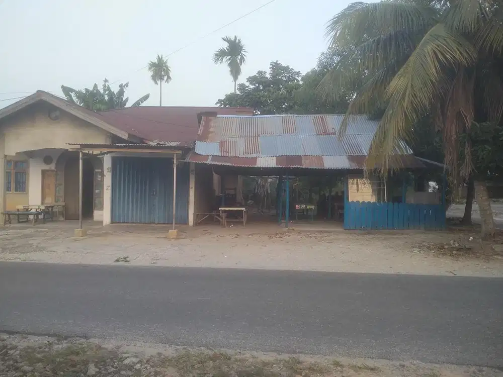 Di jual rumah dan tanah