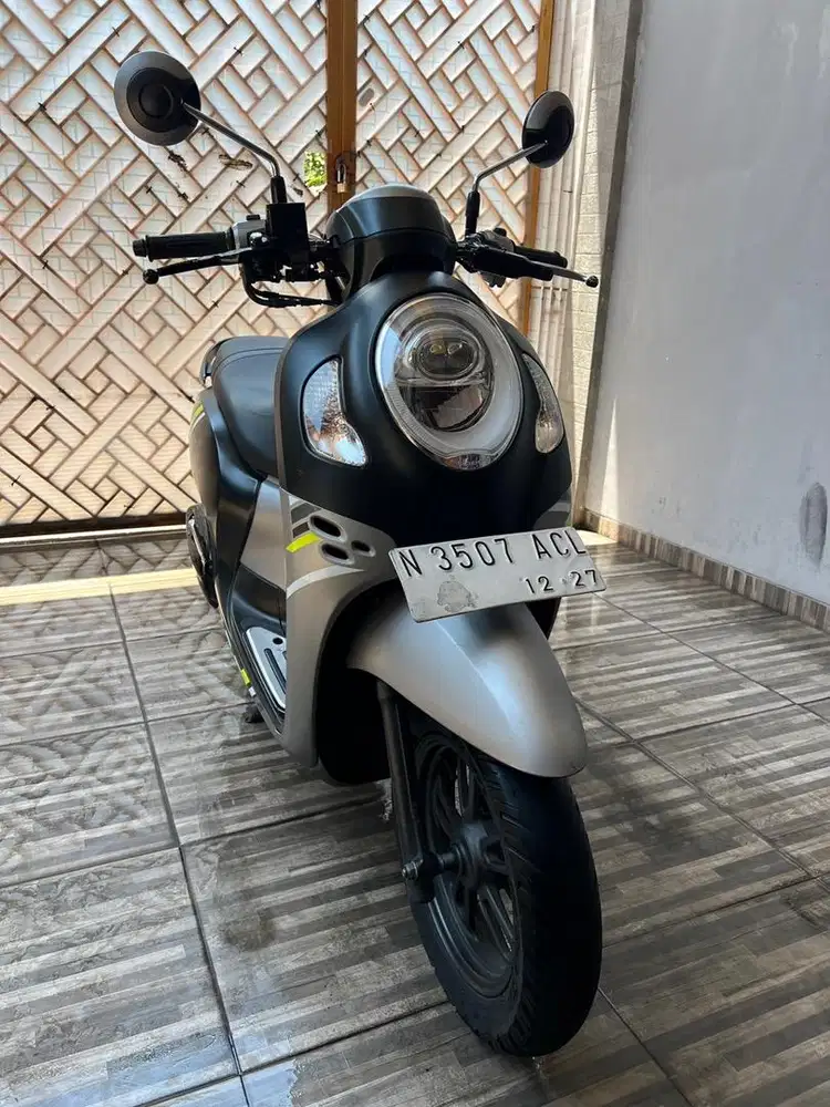 Scoopy 2022 hitam dop
