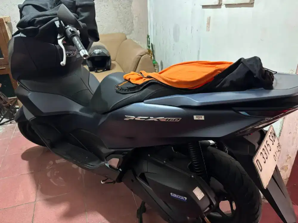 PCX bawaannya lngkap.isi