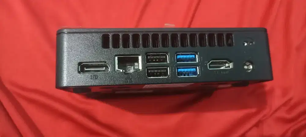 Asus Mini PC Nuc 11atkc4