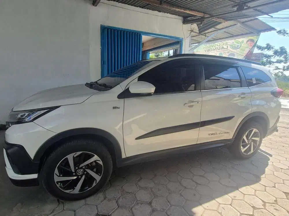 Toyota Rush 2019 Bensin