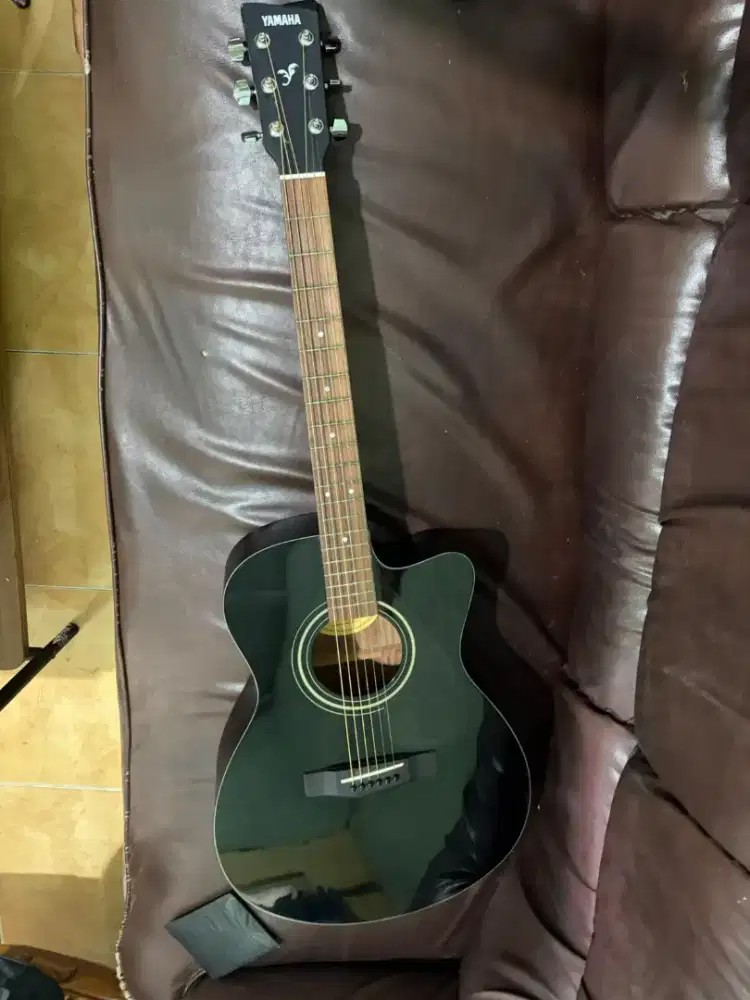 Gitar Yamaha FS 100 C