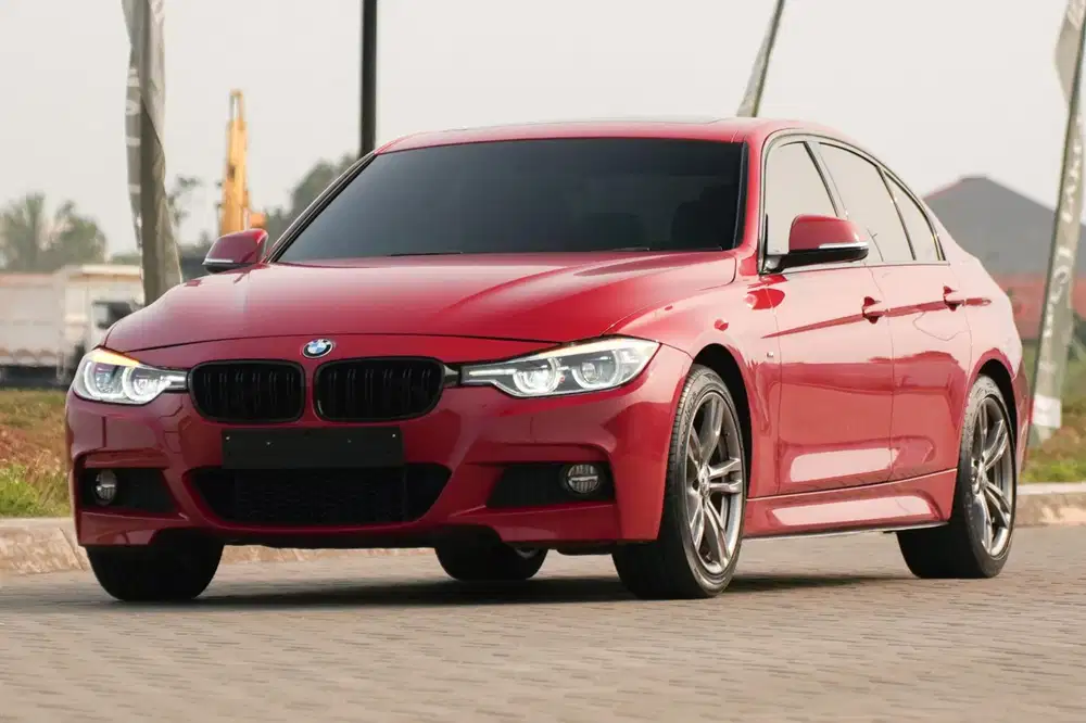 BMW 330i M-Sport Facelift LCI 2018 (F30)