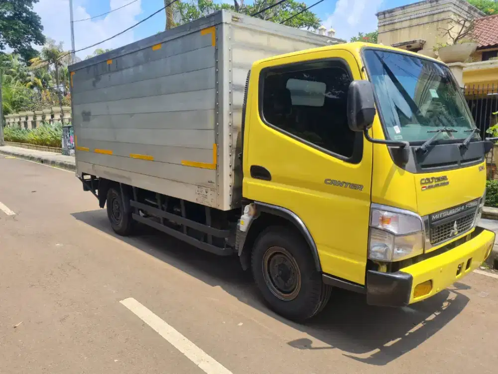 Colt FE 2018 3.9 Solar Manual 2018 Kuning