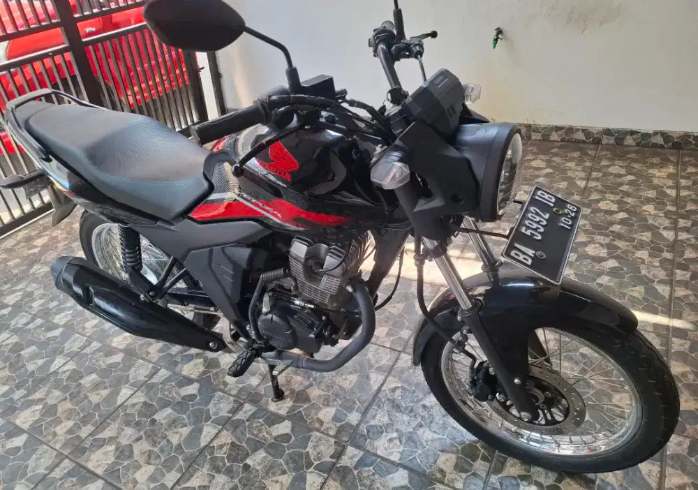Pajak 10/2026 km7rb, honda CB Verza 150 LED 2021 BA- Padang, full Ori.