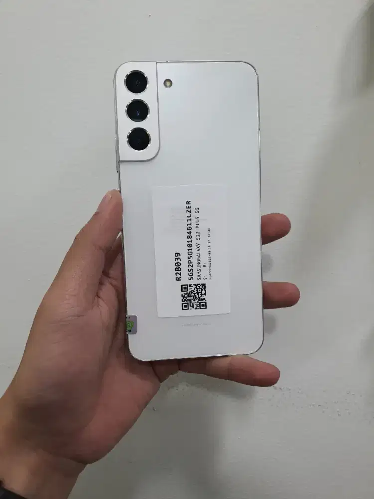 Samsung s22 plus 8/256