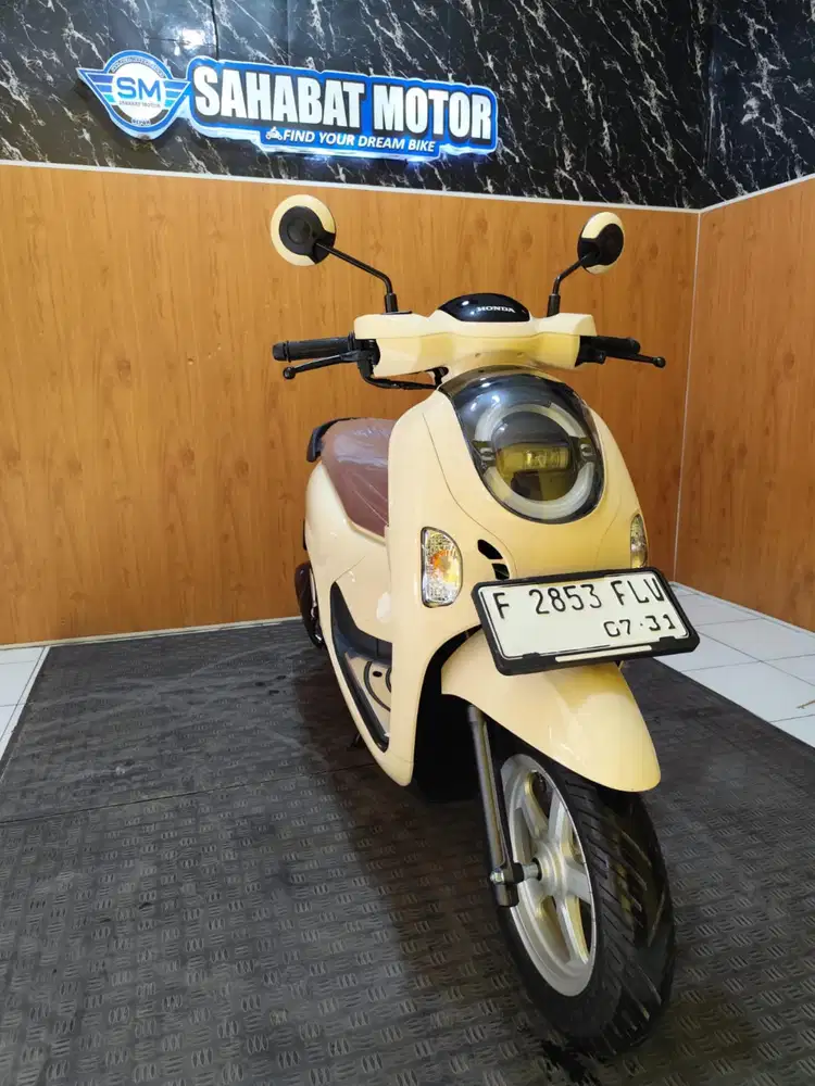 SCOOPY FI STYLISH TH 2026 KM LOW LIKE NEW