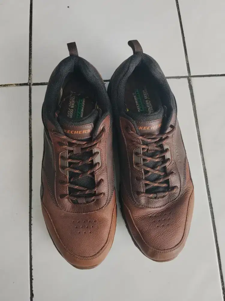Sepatu Casual Big Size
