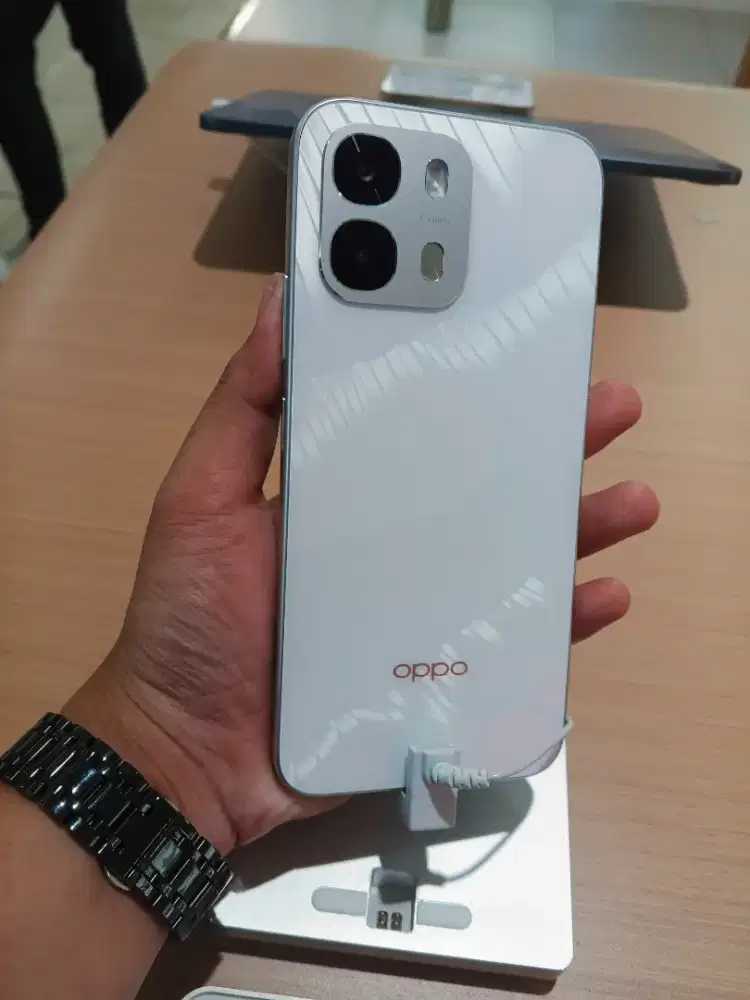 Oppo a6s 8/128 (promo cashback)