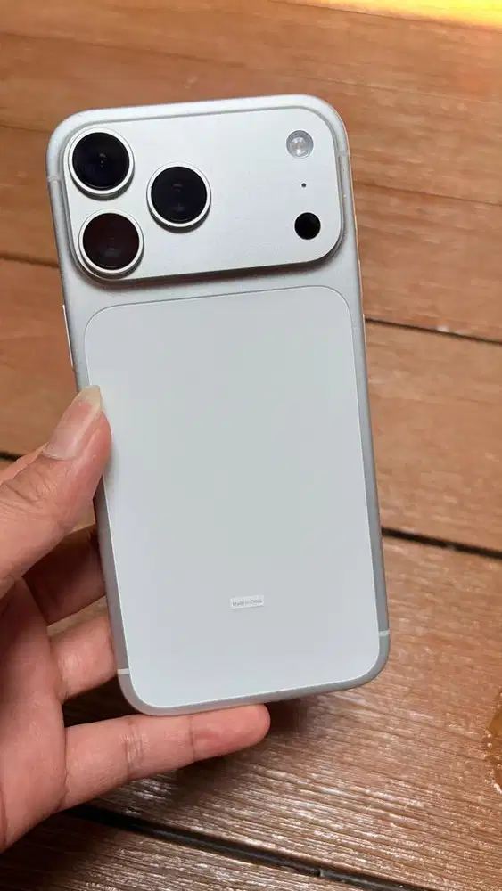 IPHONE 17 PROMAX 256 SILVER PAKAI 1 BULAN