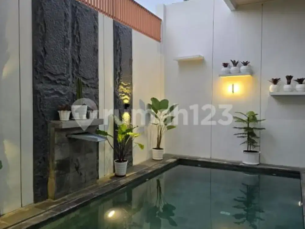 Villa 2 Lantai + Rooftop di Jimbaran,Pemandangan Laut dan Kota