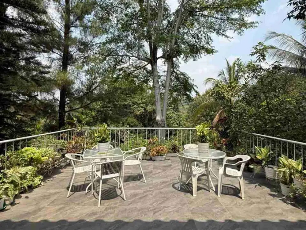 Sentul City Classic Garden House Halaman Luas Dalam Komplek Perumahan