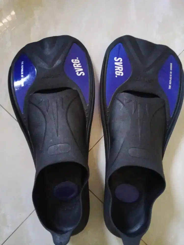 FINS/Kaki Katak SVRG 42-44