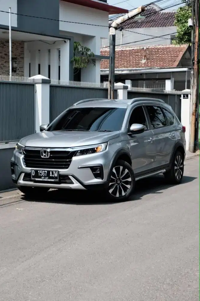 KM 19RB // HONDA BR-V E PRESTIGE 1.5 AT 2022 SPT BARU