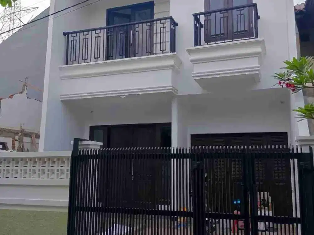 Dijual  Rumah  Siap  huni  di  Duren  Sawit  Jakarta Timur