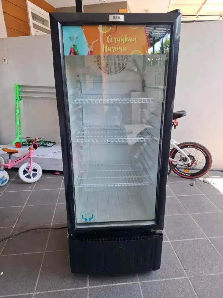 Jual Showcase Cooler RSA Agate 200 (192 Liter) - Mulus & Siap Pakai
